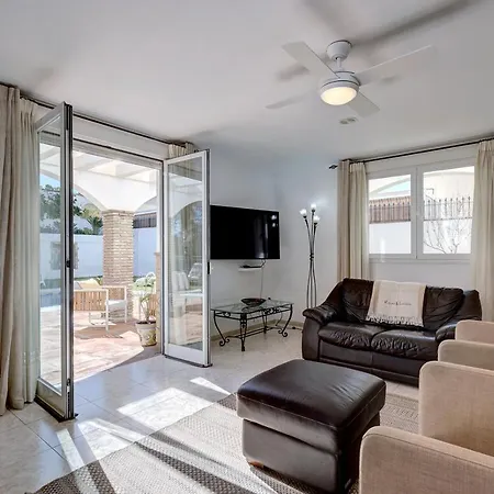 088 Bright And Spacious Andalusian Style With Private Pool * 푸엔히롤라