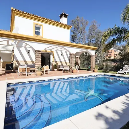 088 Bright And Spacious Andalusian Style With Private Pool *