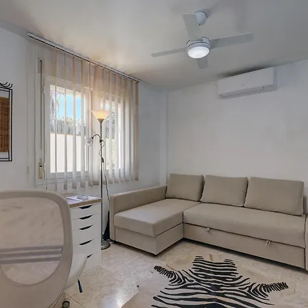 088 Bright And Spacious Andalusian Style With Private Pool Villa *