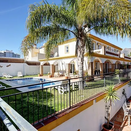 088 Bright And Spacious Andalusian Style With Private Pool